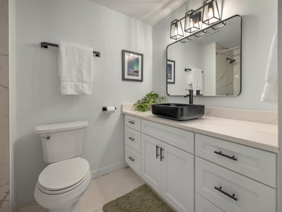 818 Ash Street, Lake Oswego, OR