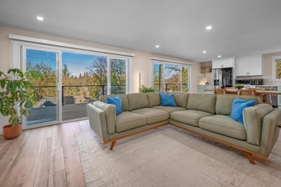 818 Ash Street, Lake Oswego, OR