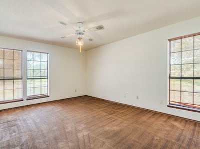 1112 Live Oak Loop, Buda, TX