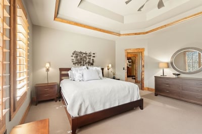 VIRTUAL STAGING: Wall color and furnishings are lightened to reflect the possibilities for this space.