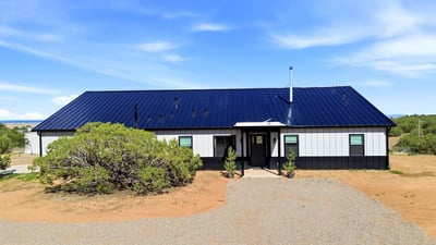 8 South Horton Road, Edgewood, NM