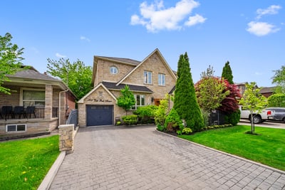 109 Dell Park Ave, North York, ON