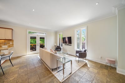 109 Dell Park Ave, North York, ON