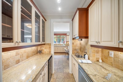 109 Dell Park Ave, North York, ON