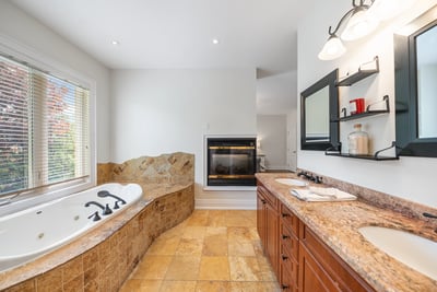109 Dell Park Ave, North York, ON