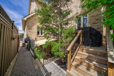 109 Dell Park Ave, North York, ON