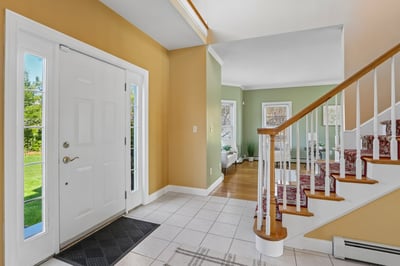 1 Squire Armour Rd, Windham, NH