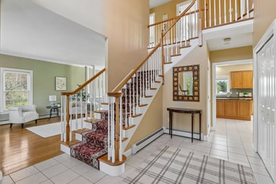 1 Squire Armour Rd, Windham, NH
