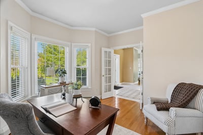 1 Squire Armour Rd, Windham, NH
