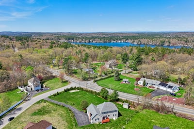 1 Squire Armour Rd, Windham, NH