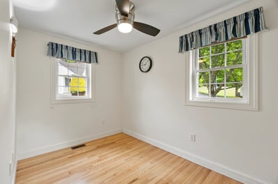 22 Dixon Drive, Litchfield, NH