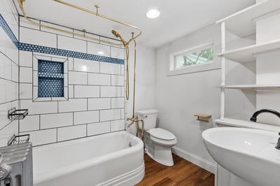 98 Vine St, Nashua, NH
