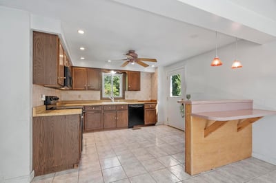 4 Maureen Circle, Londonderry, NH