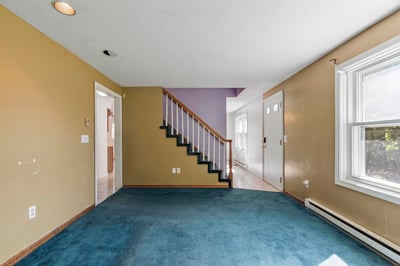 4 Maureen Circle, Londonderry, NH