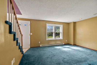 4 Maureen Circle, Londonderry, NH