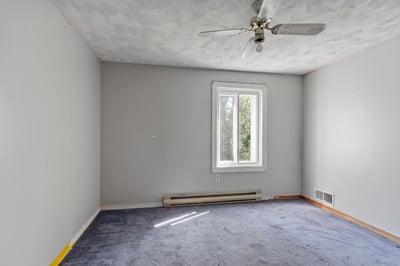 4 Maureen Circle, Londonderry, NH
