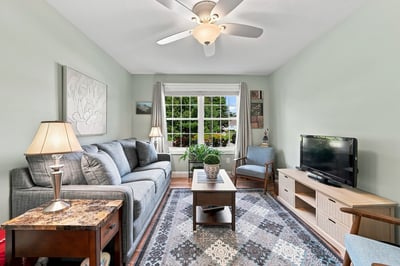15 Tiffany Circle, Hudson, NH