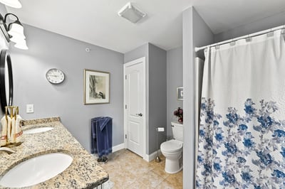 15 Tiffany Circle, Hudson, NH