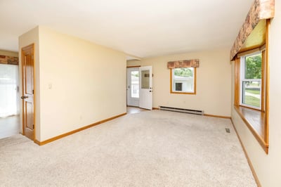 618 5th St SE, East Grand Forks, MN