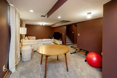 22 VAIL Circle, Grand Forks, ND