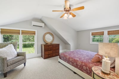 15715 Avery Rd, Rockville, MD