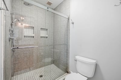 15715 Avery Rd, Rockville, MD