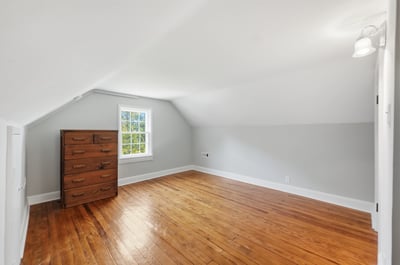 15715 Avery Rd, Rockville, MD