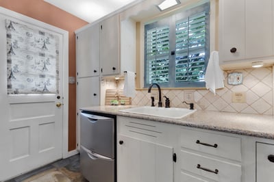 2712 S June Street, Arlington, VA