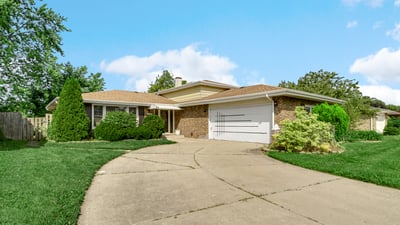544 Thornwood Dr, South Holland, IL