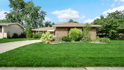 544 Thornwood Dr, South Holland, IL