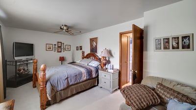 544 Thornwood Dr, South Holland, IL