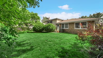 544 Thornwood Dr, South Holland, IL