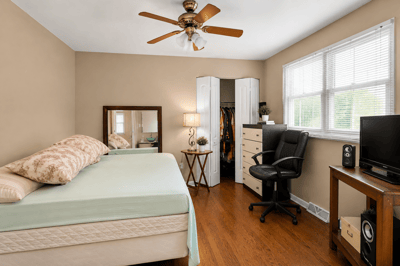 446 Greenbay Ave, Calumet City, IL