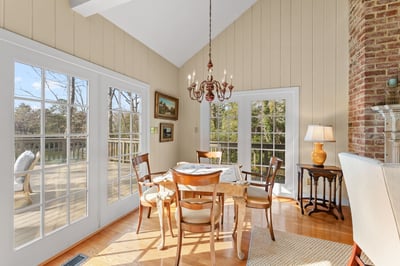 593 Glebe Road, Irvington, VA