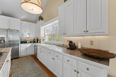 593 Glebe Road, Irvington, VA