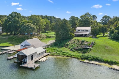 792 King Carter Drive, Irvington, VA
