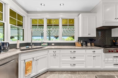 792 King Carter Drive, Irvington, VA