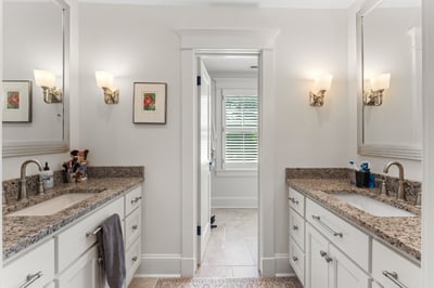 792 King Carter Drive, Irvington, VA