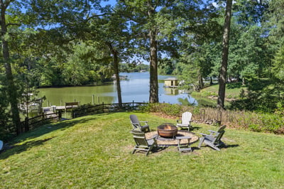3849 Black Stump Road, Weems, VA