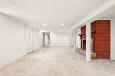 13226 Richmond Road, Warsaw, VA