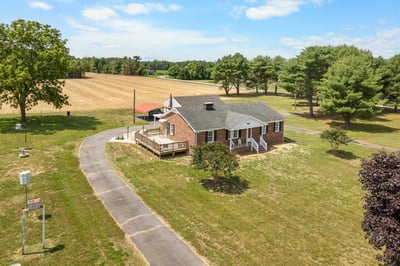 13226 Richmond Road, Warsaw, VA