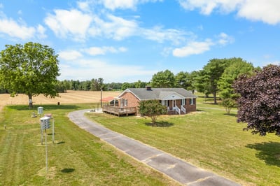 13226 Richmond Road, Warsaw, VA