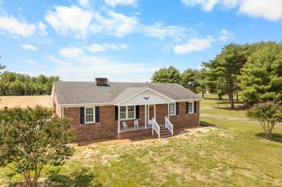 13226 Richmond Road, Warsaw, VA