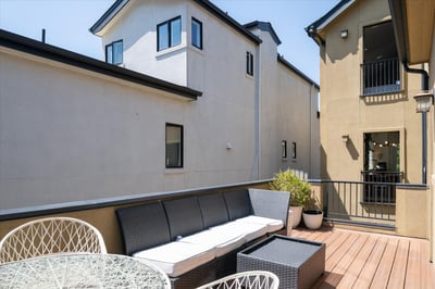 Perfect place to relax and plenty or space to entertain.