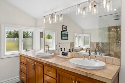 Double sinks.