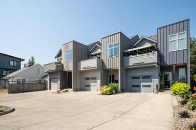 Townhome living in the heart of South Eugene.
