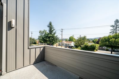 Deck with upscale membrane and retractable awning.