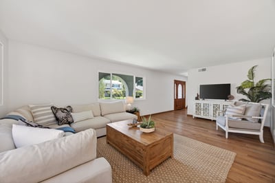 1121 Modesto Avenue, Camarillo, CA