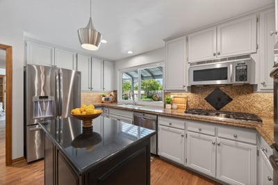 1121 Modesto Avenue, Camarillo, CA