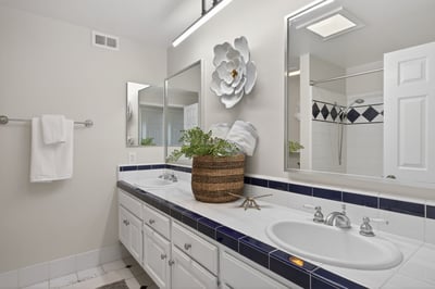 1121 Modesto Avenue, Camarillo, CA